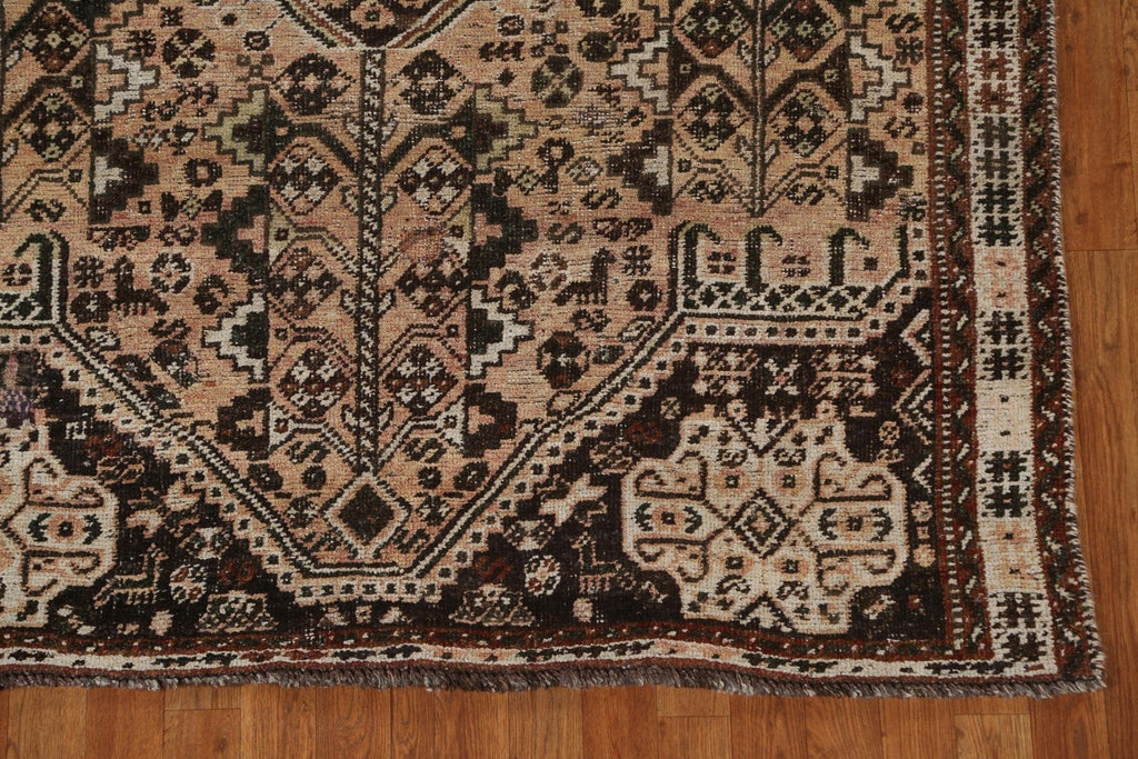 Tribal Vintage Shiraz Persian Wool Rug 5x8