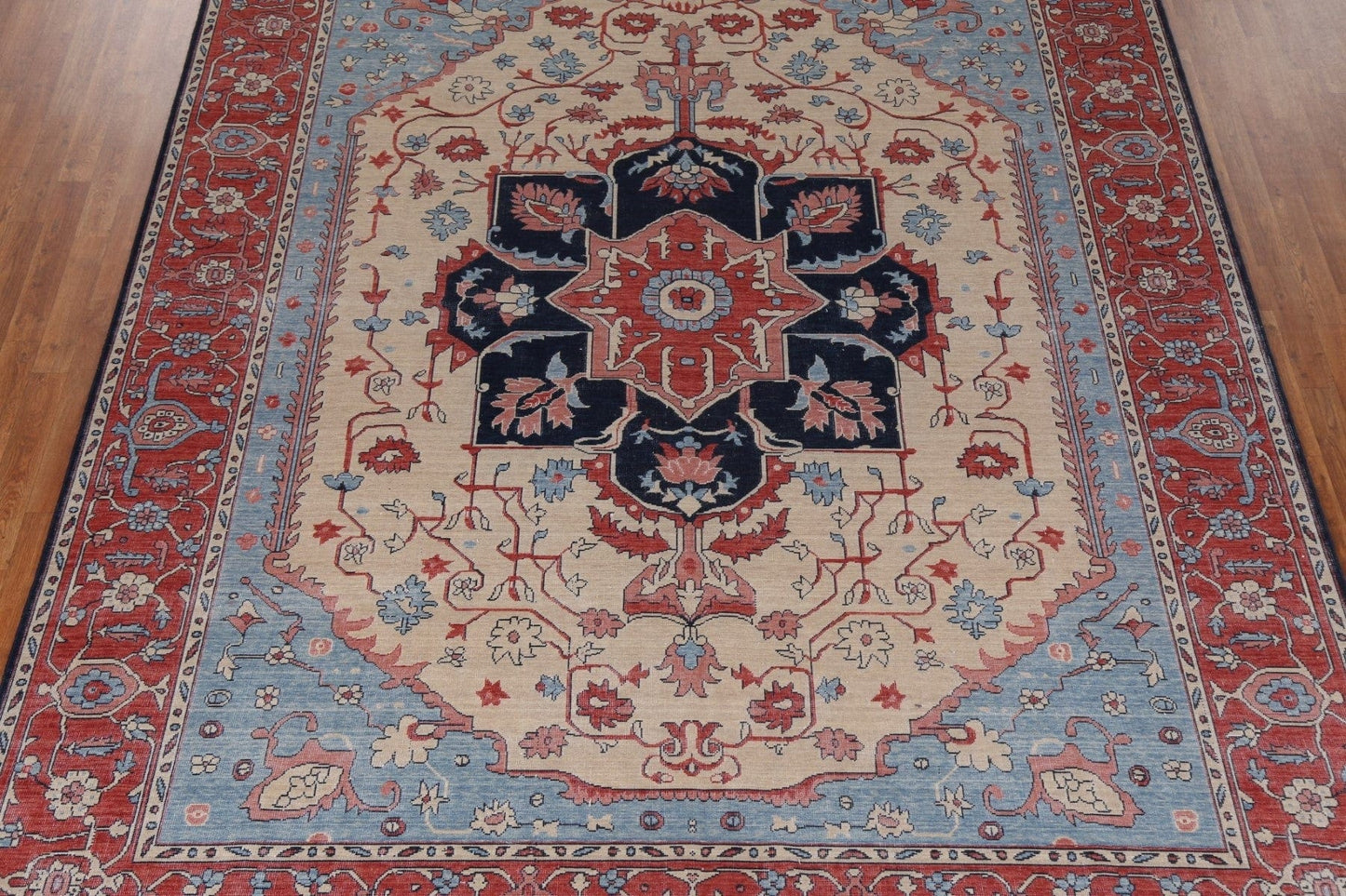 Hand-Knotted Wool Heriz Serapi Turkish Rug 9x12