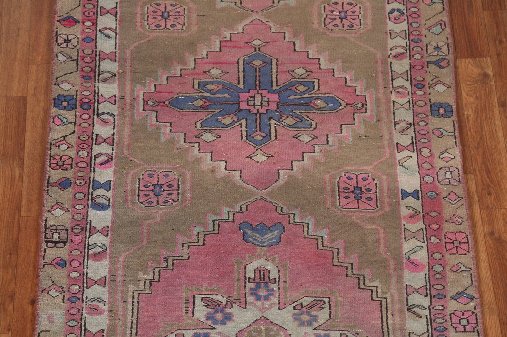 Handmade Meshkin Wool Persian Rug 3x6