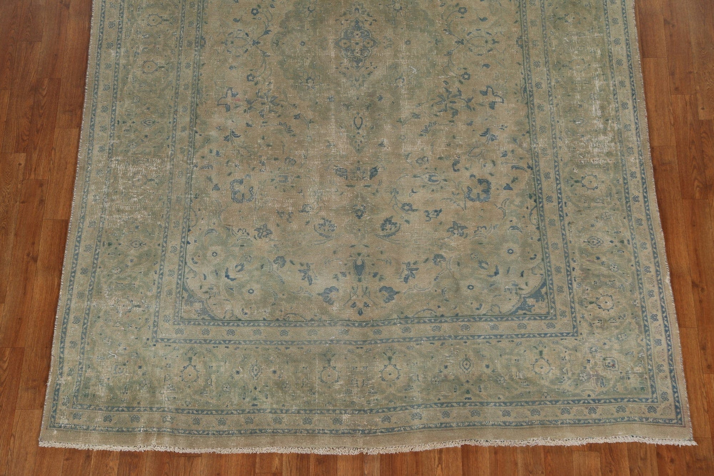 Traditional Floral Wool Mashad Persian Area Rug 6x9