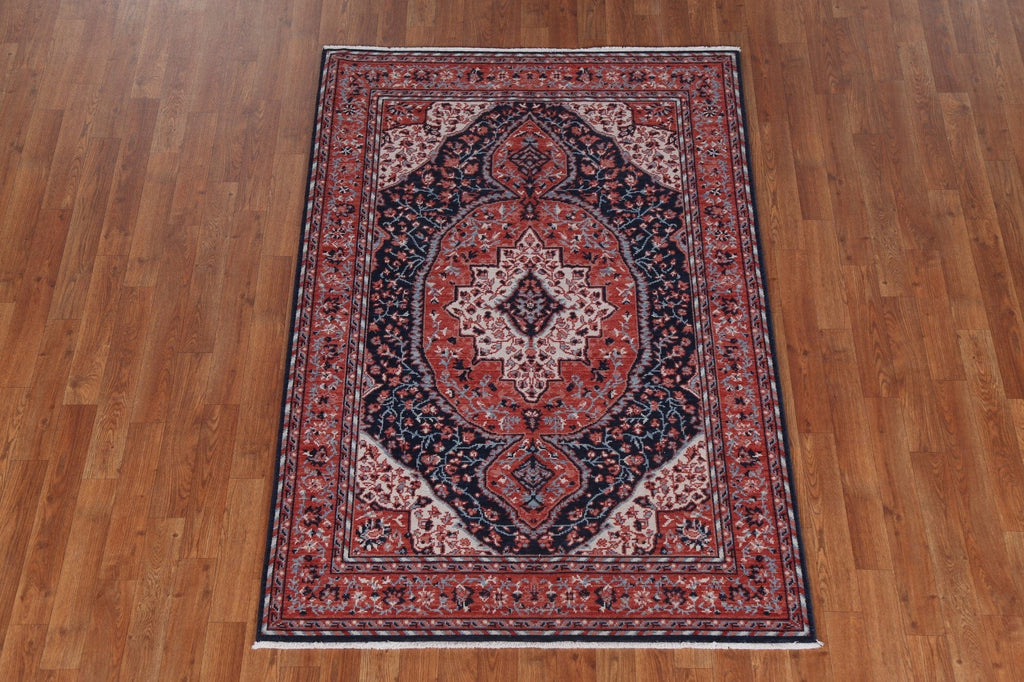 Hand-Knotted Sarouk Farahan Wool Turkish Rug 4x6