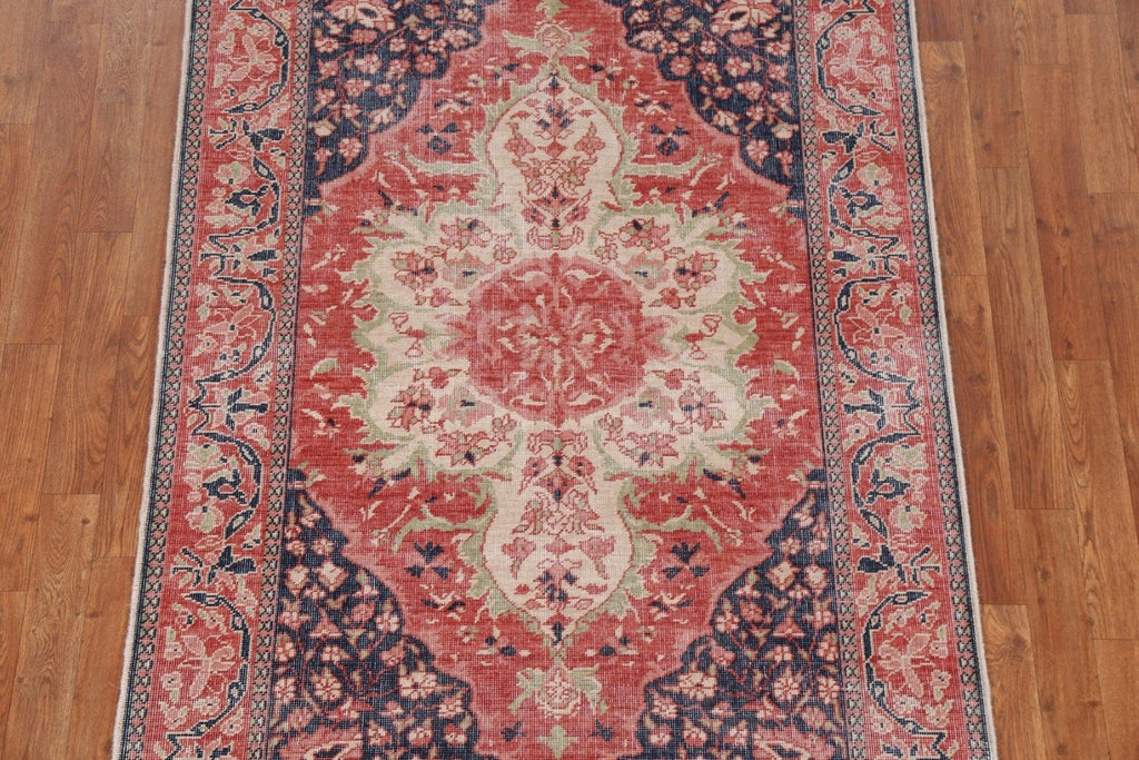 Handmade Floral Sarouk Farahan Wool Turkish Rug 4x6