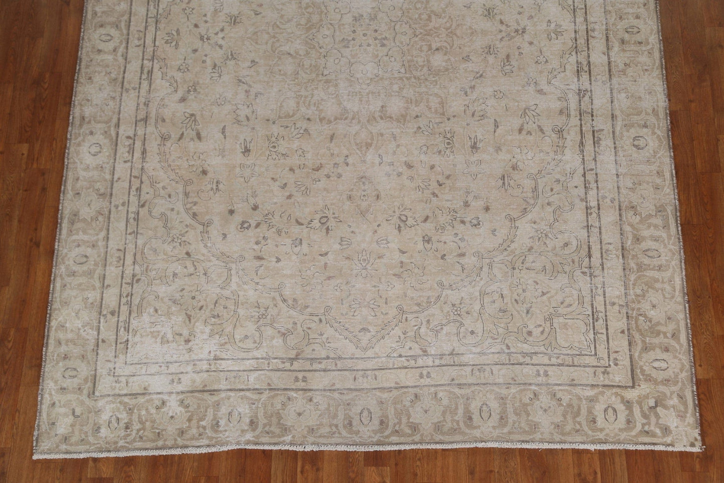 Floral Distressed Wool Kerman Persian Area Rug 7x10