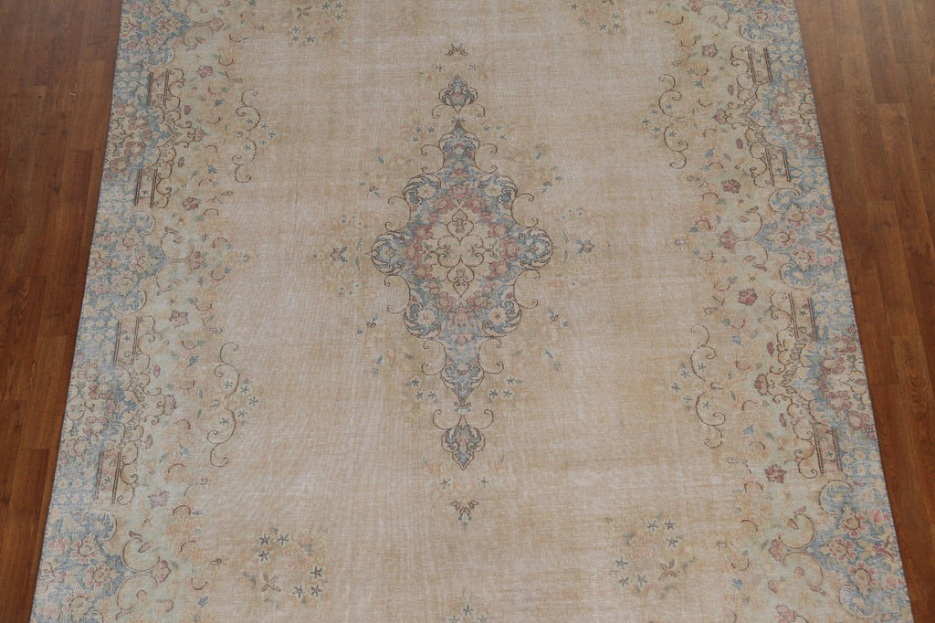 Distressed Floral Kerman Persian Area Rug 7x10