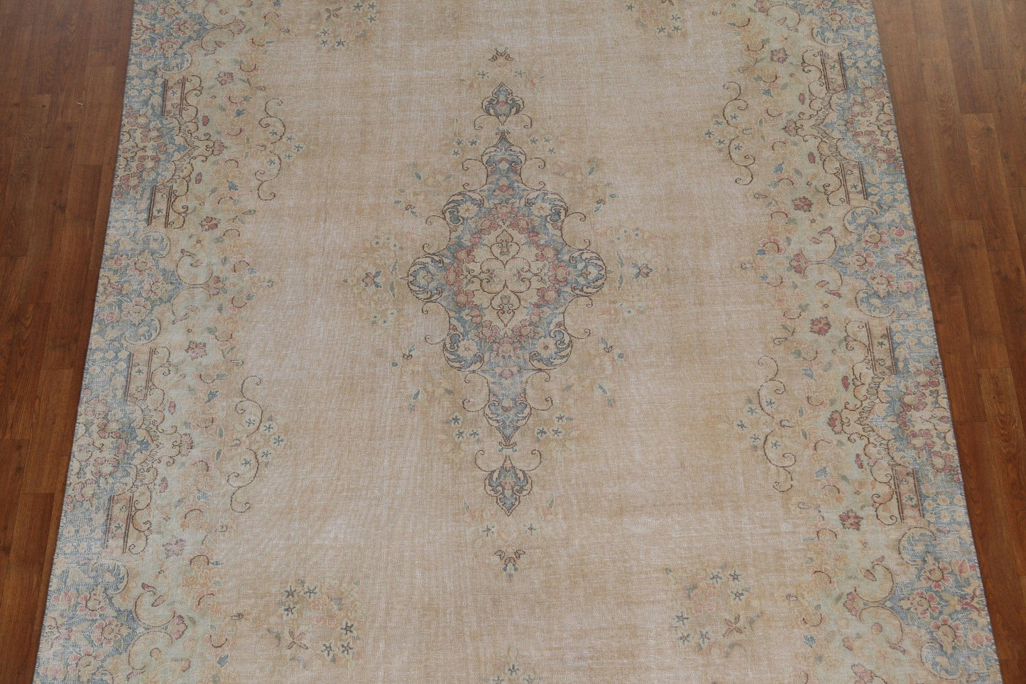 Distressed Floral Kerman Persian Area Rug 7x10