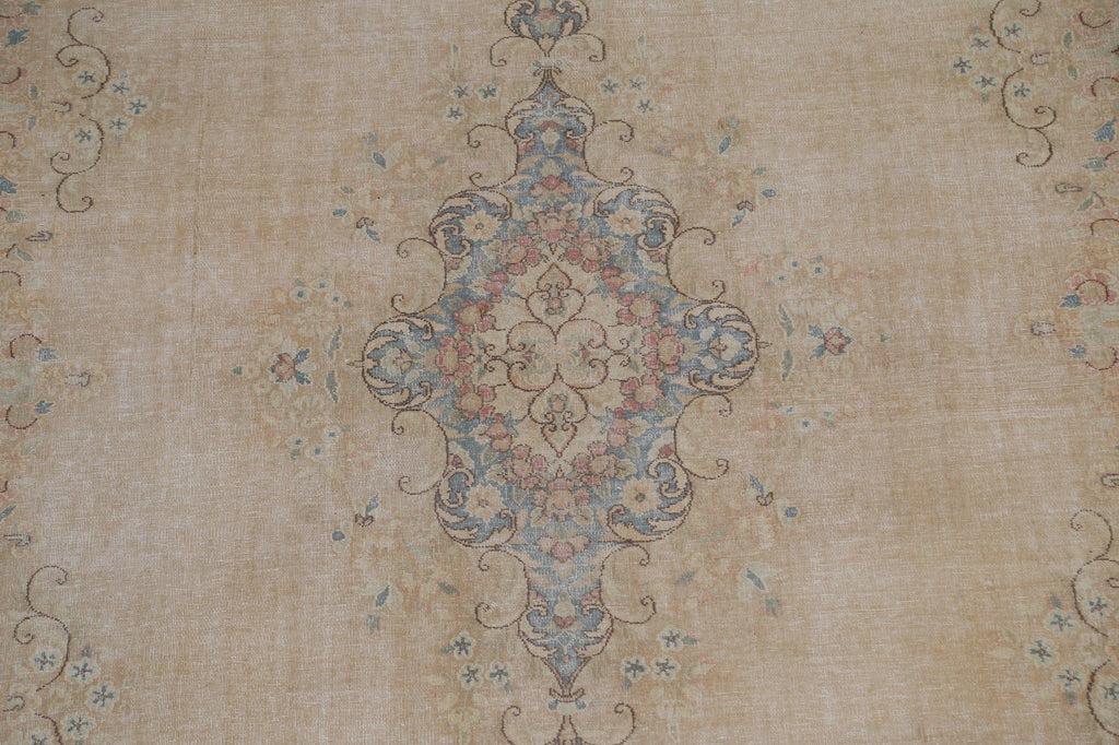 Distressed Floral Kerman Persian Area Rug 7x10