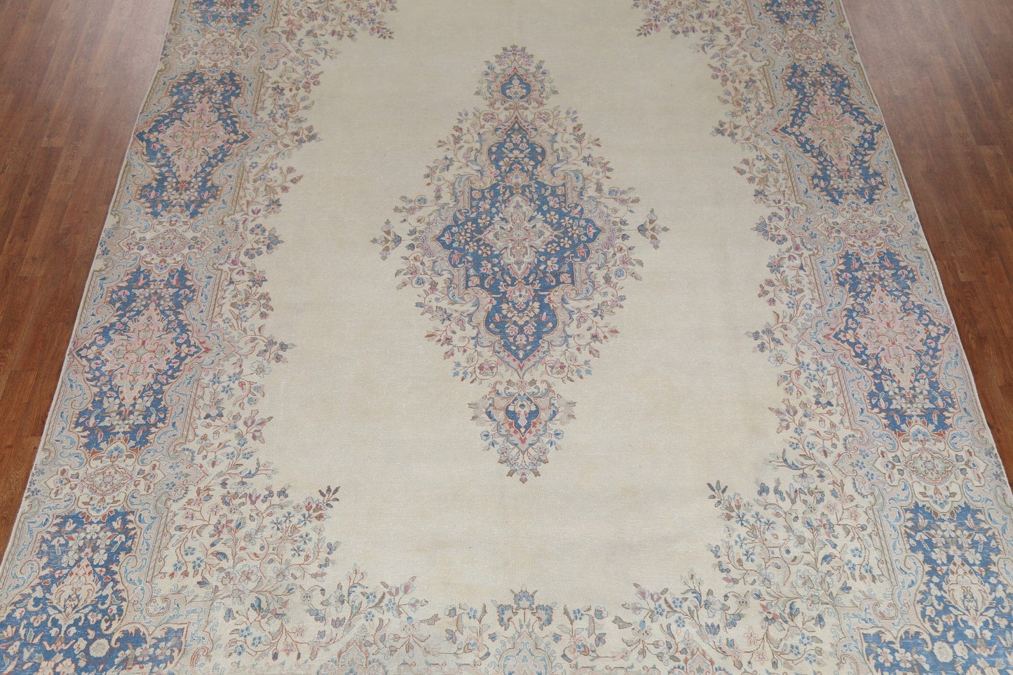 Medallion Kerman Persian Area Rug 10x14