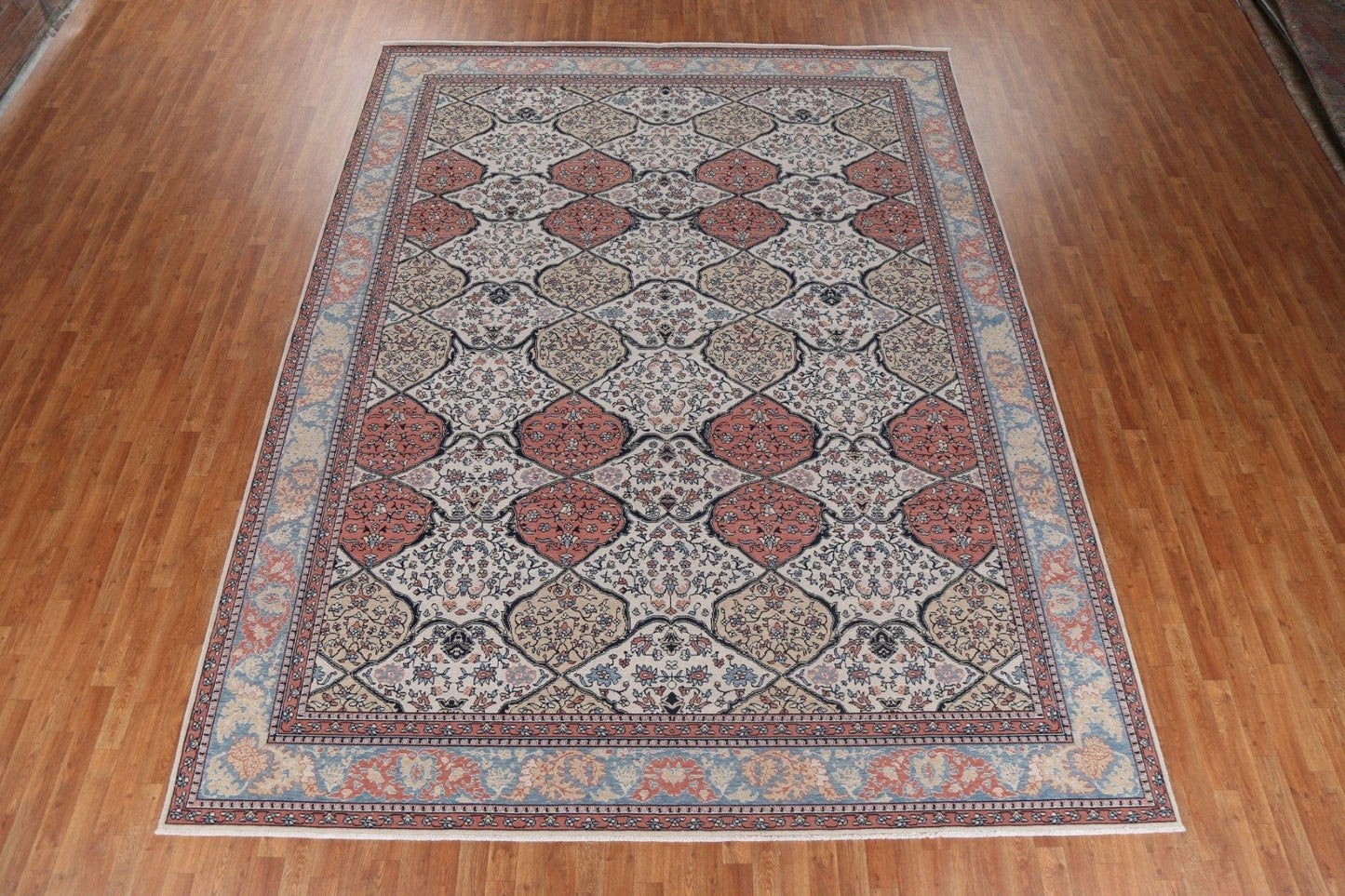 Floral Wool Bakhtiari Oriental Area Rug 10x13