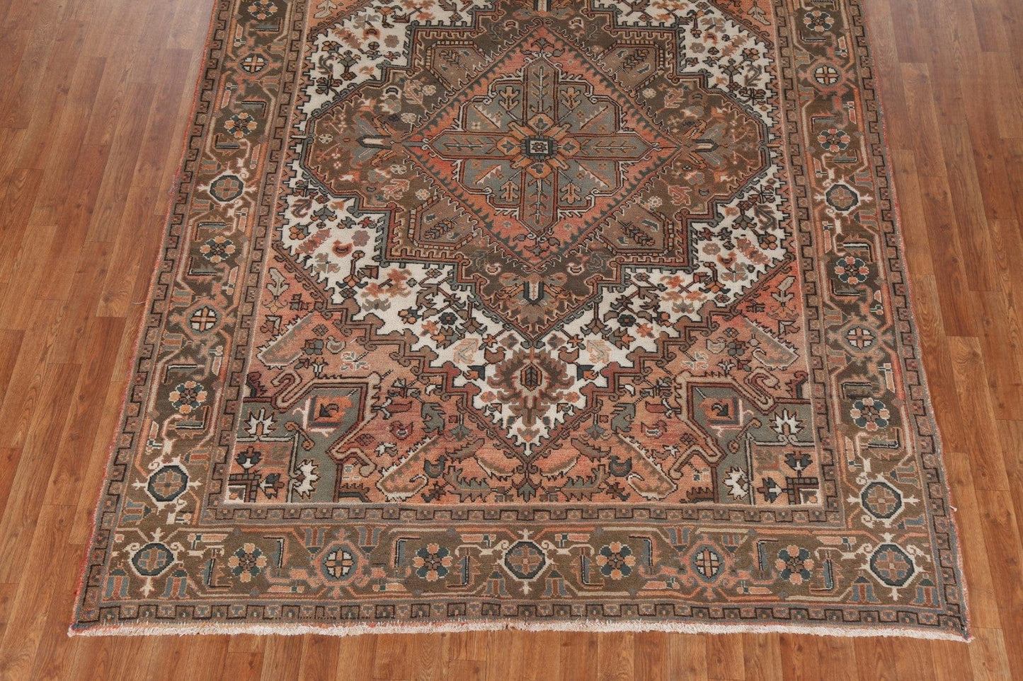 Vintage Geometric Heriz Persian Wool Rug 7x10