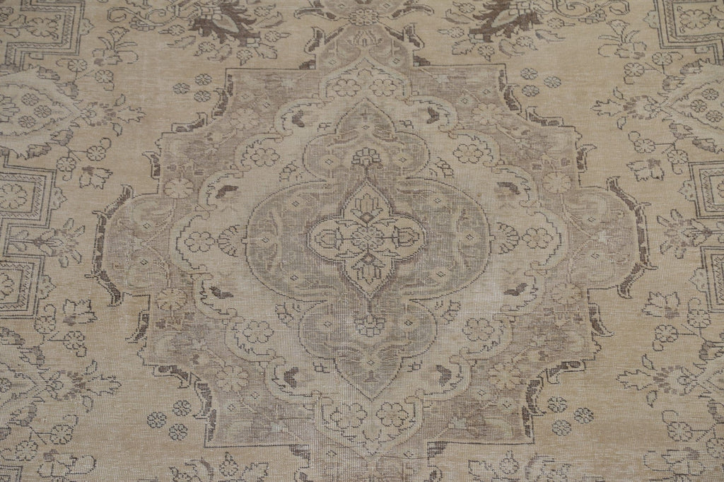 Muted Geometric Tabriz Persian Wool Rug 10x12