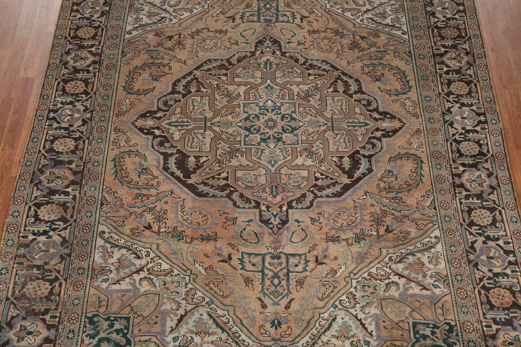 Geometric Vintage Heriz Persian Area Rug 8x10