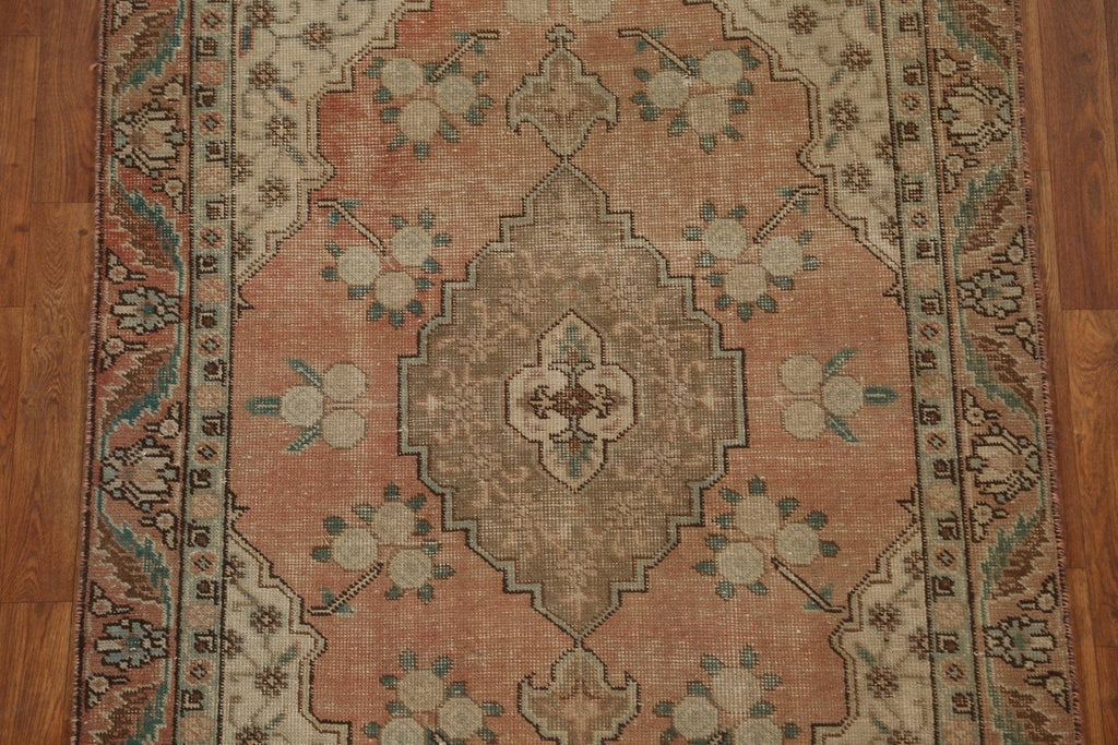 Hand-Knotted Tabriz Persian Area Rug 4x6