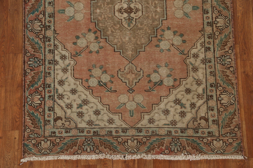 Hand-Knotted Tabriz Persian Area Rug 4x6