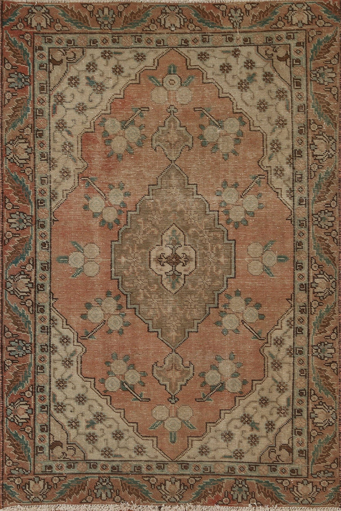 Hand-Knotted Tabriz Persian Area Rug 4x6