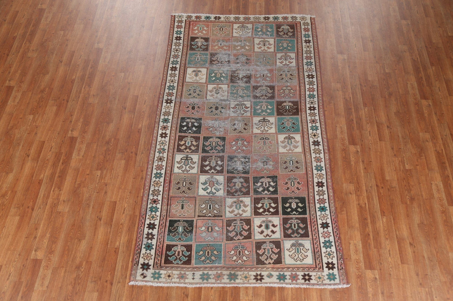 Vintage Geometric Bakhtiari Persian Area Rug 5x9