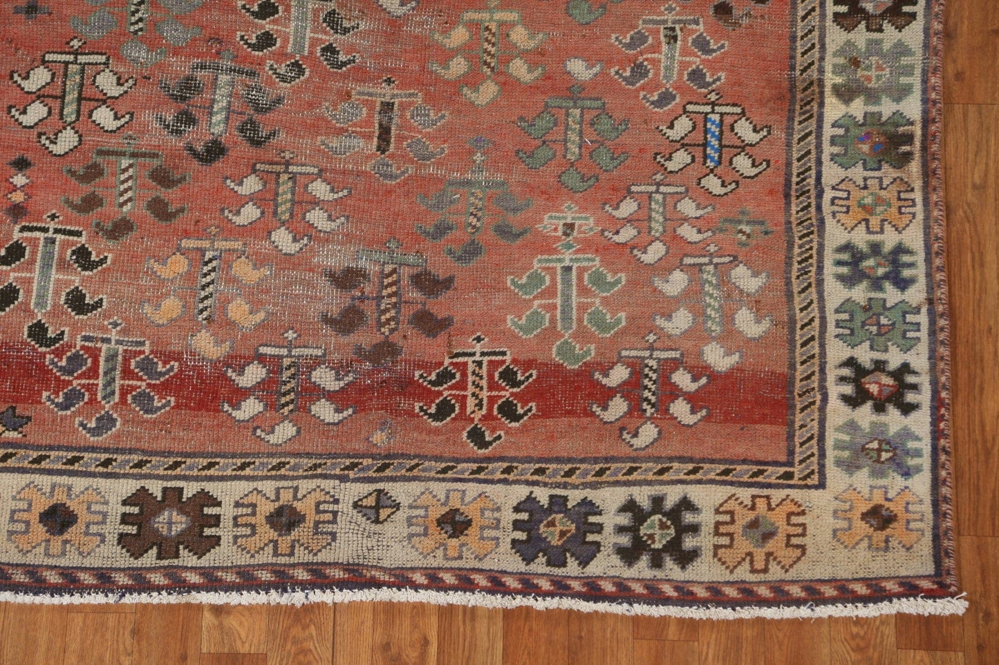 Antique Geometric Shiraz Persian Area Rug 5x9