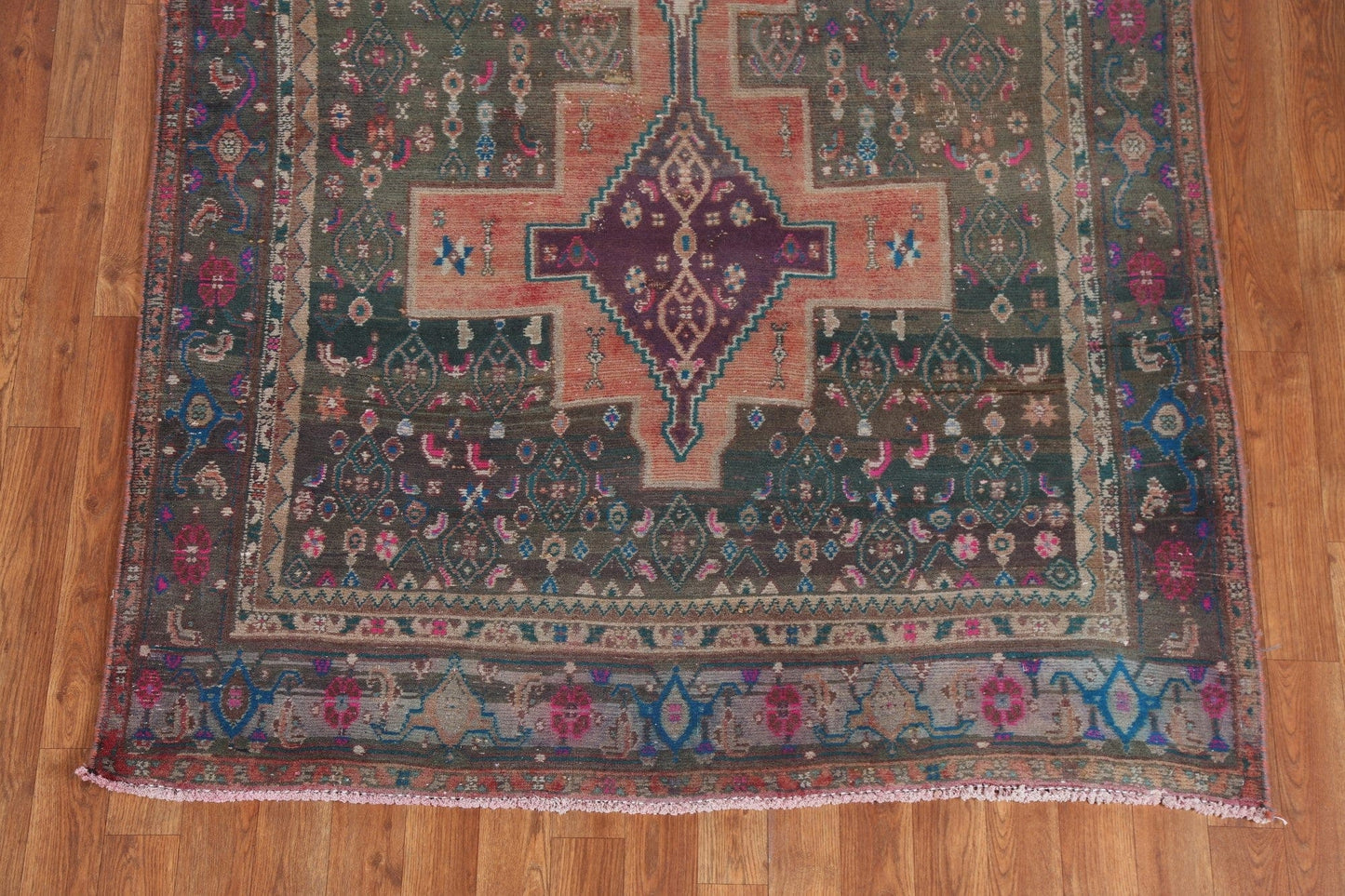 Tribal Geometric Shiraz Persian Area Rug 4x9