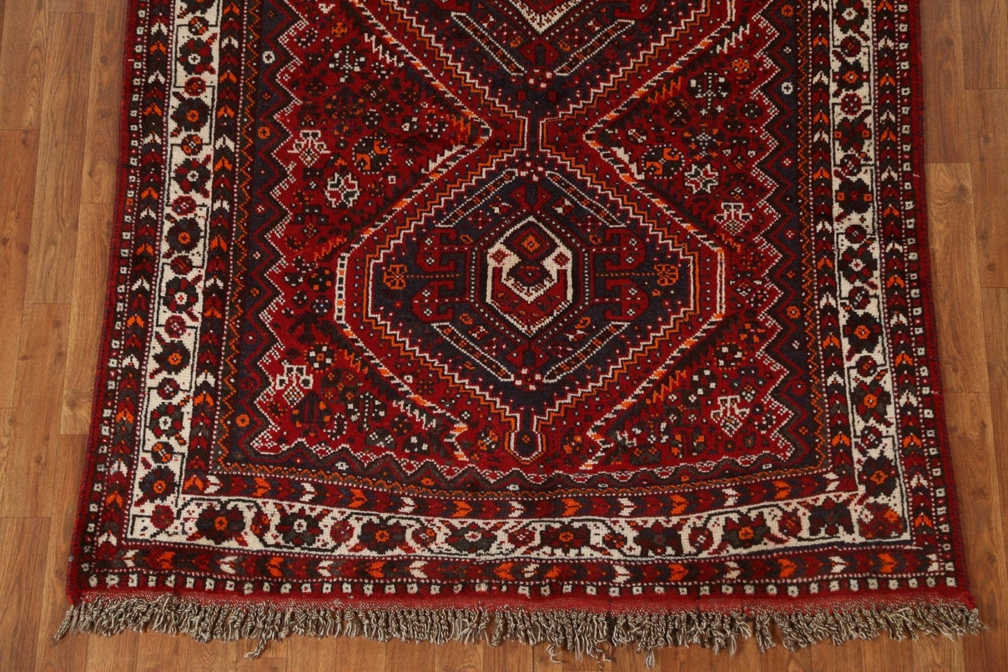 Tribal Red Shiraz Persian Area Rug 5x7