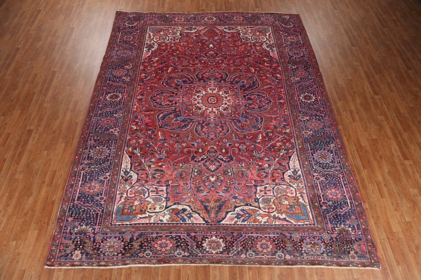 Vintage Red Wool Heriz Persian Area Rug 10x13