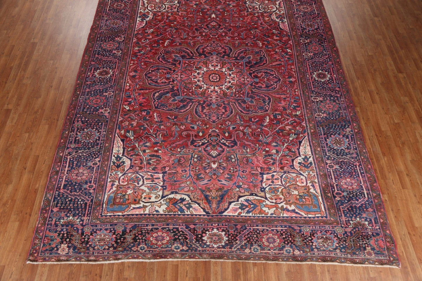 Vintage Red Wool Heriz Persian Area Rug 10x13