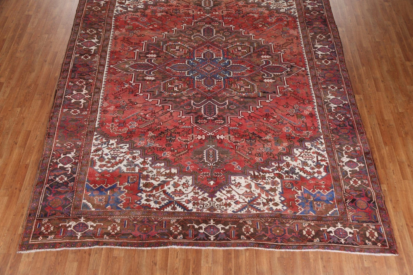 Hand-Knotted Wool Heriz Persian Area Rug 10x12