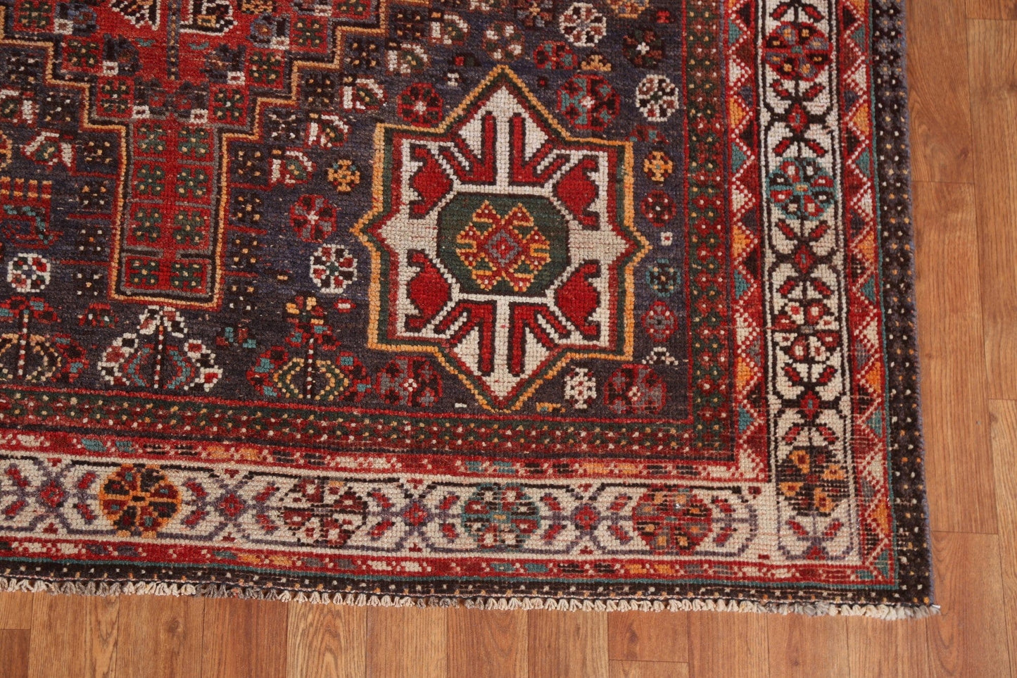 Vegetable Dye Red Shiraz Persian Area Rug 5x9