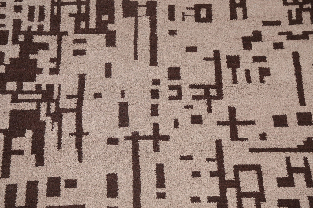 Hand-Knotted Abstract Oriental Area Rug 5x8