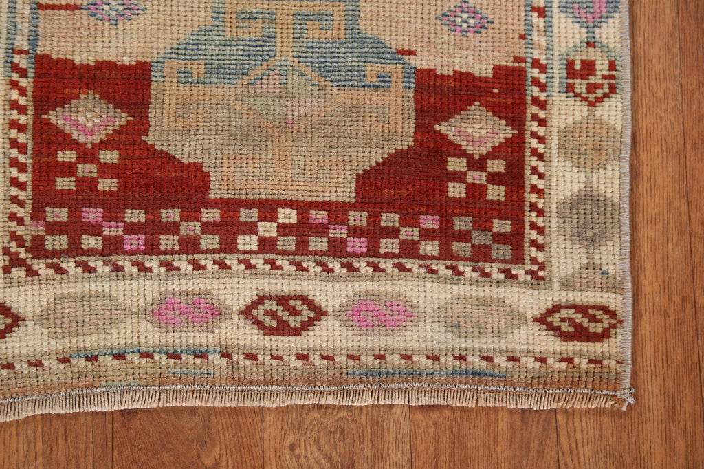 Hand-Knotted Anatolian Oriental Wool Turkish Rug 1x2