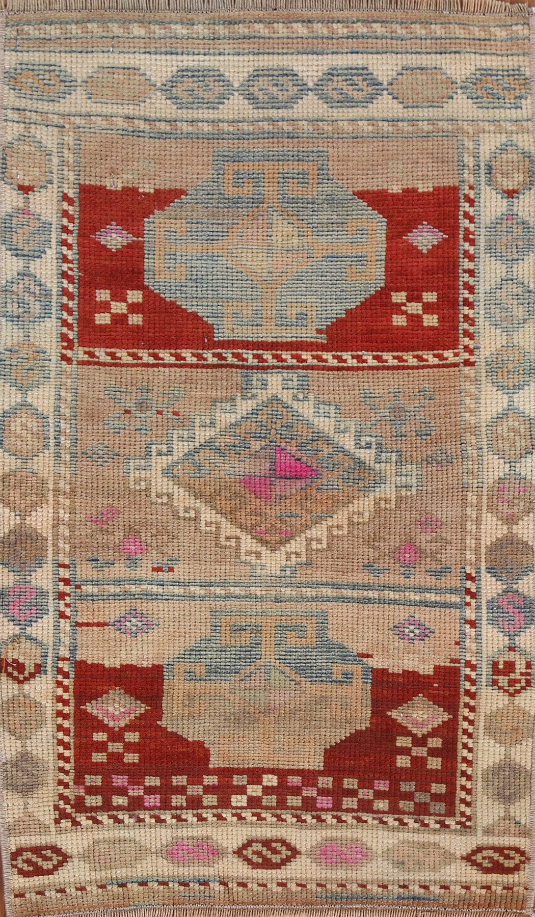 Hand-Knotted Anatolian Oriental Wool Turkish Rug 1x2