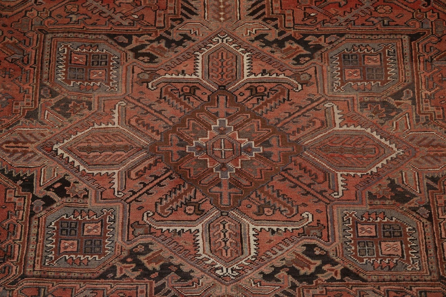 Geometric Wool Heriz Persian Area Rug 9x11