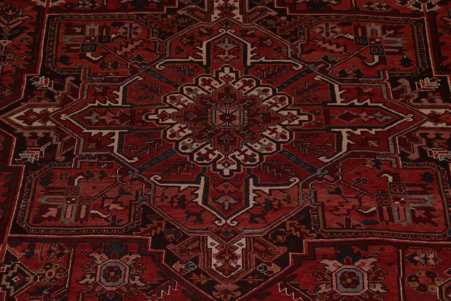 Hand-Knotted Wool Heriz Persian Area Rug 10x13