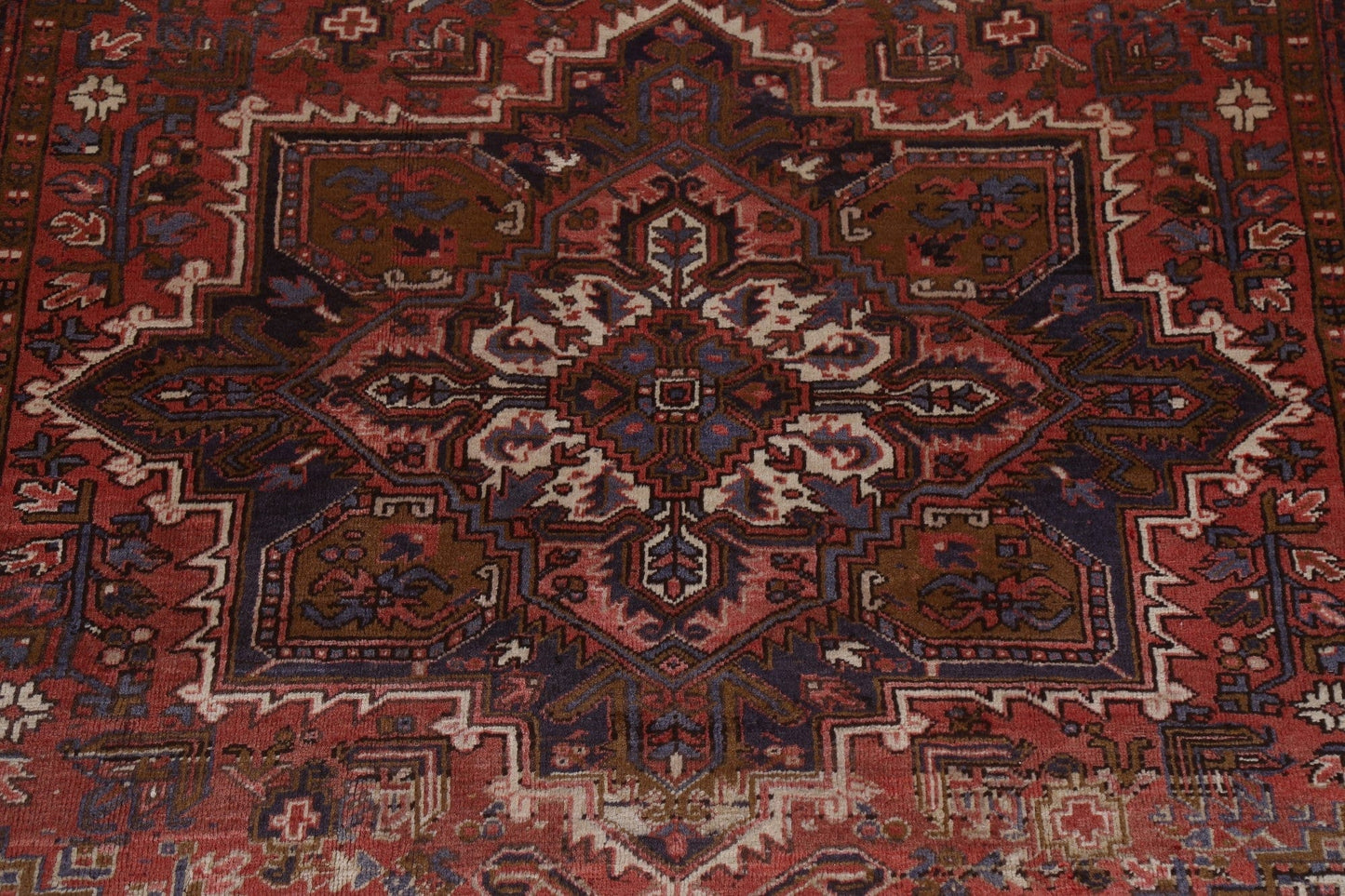 Hand-Knotted Heriz Persian Area Rug 8x11