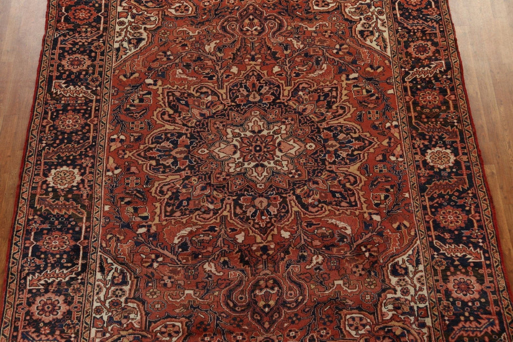 Hand-Knotted Wool Heriz Persian Area Rug 9x11