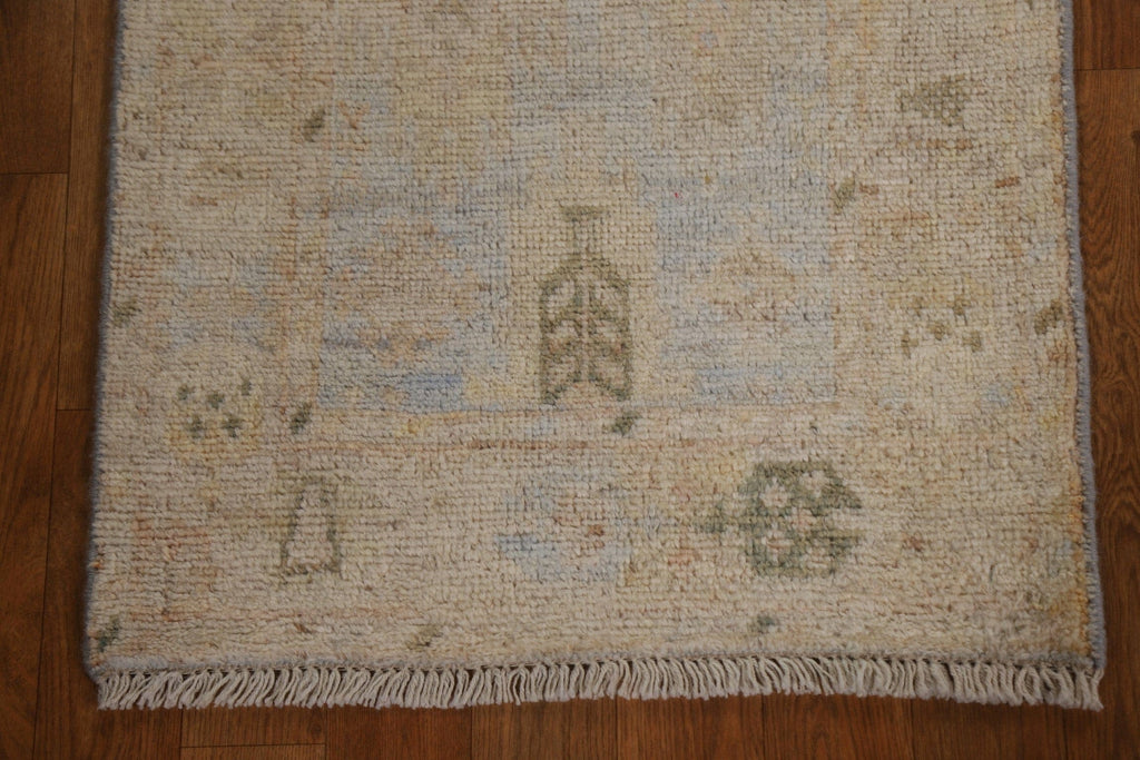 Hand-Knotted Oushak Turkish Wool Rug 2x4