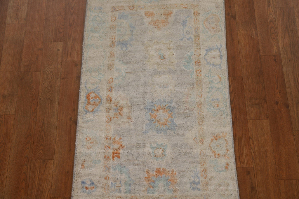 Hand-Knotted Oushak Turkish Area Rug 2x4