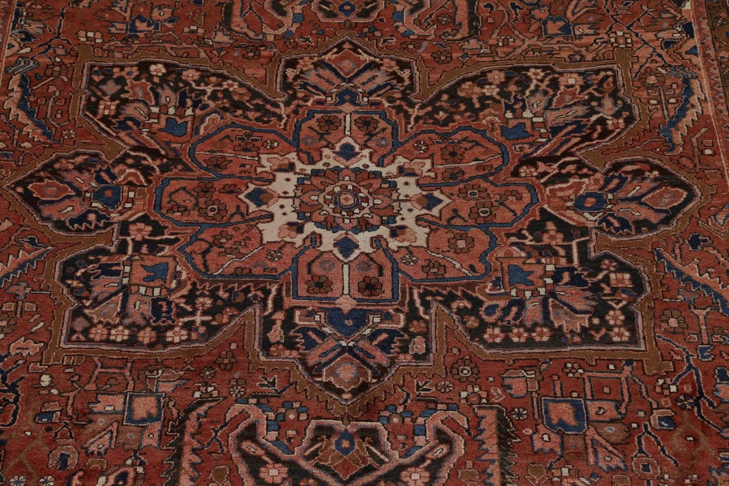 Geometric Wool Heriz Persian Area Rug 10x13