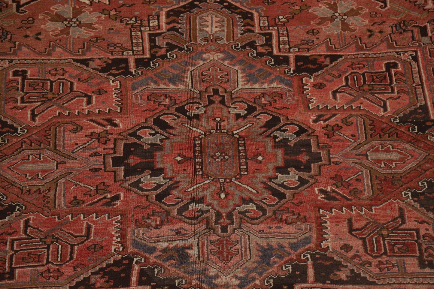 Geometric Wool Large Heriz Persian Rug 11x13