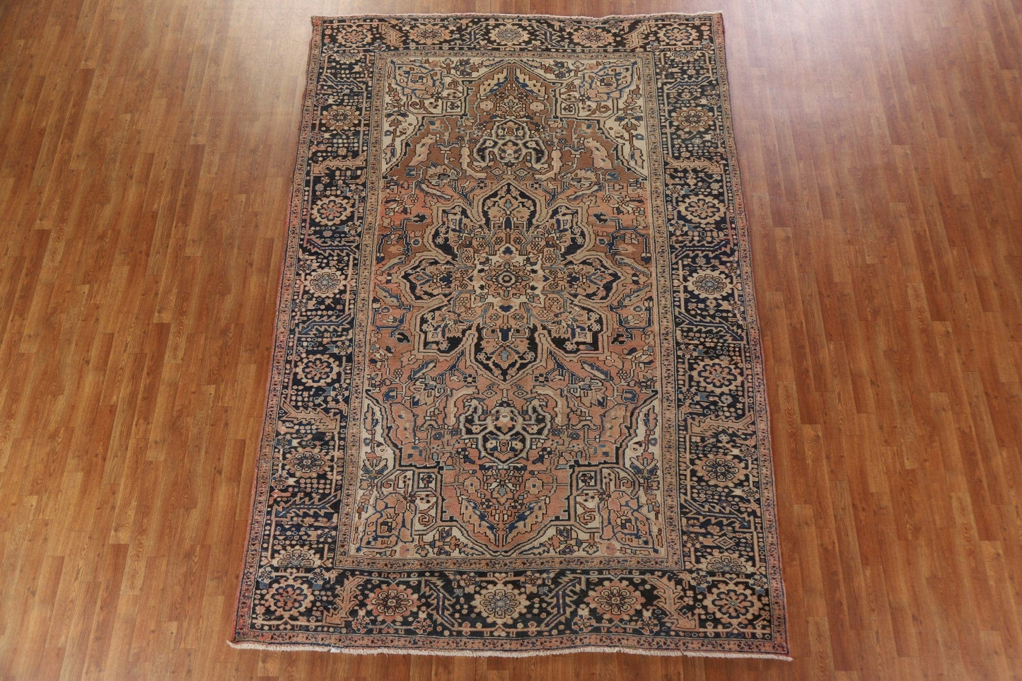 Hand-Knotted Wool Heriz Persian Area Rug 7x11