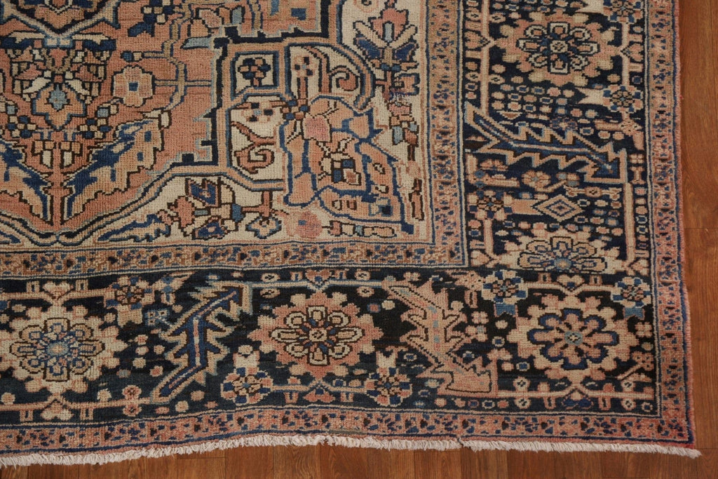 Hand-Knotted Wool Heriz Persian Area Rug 7x11