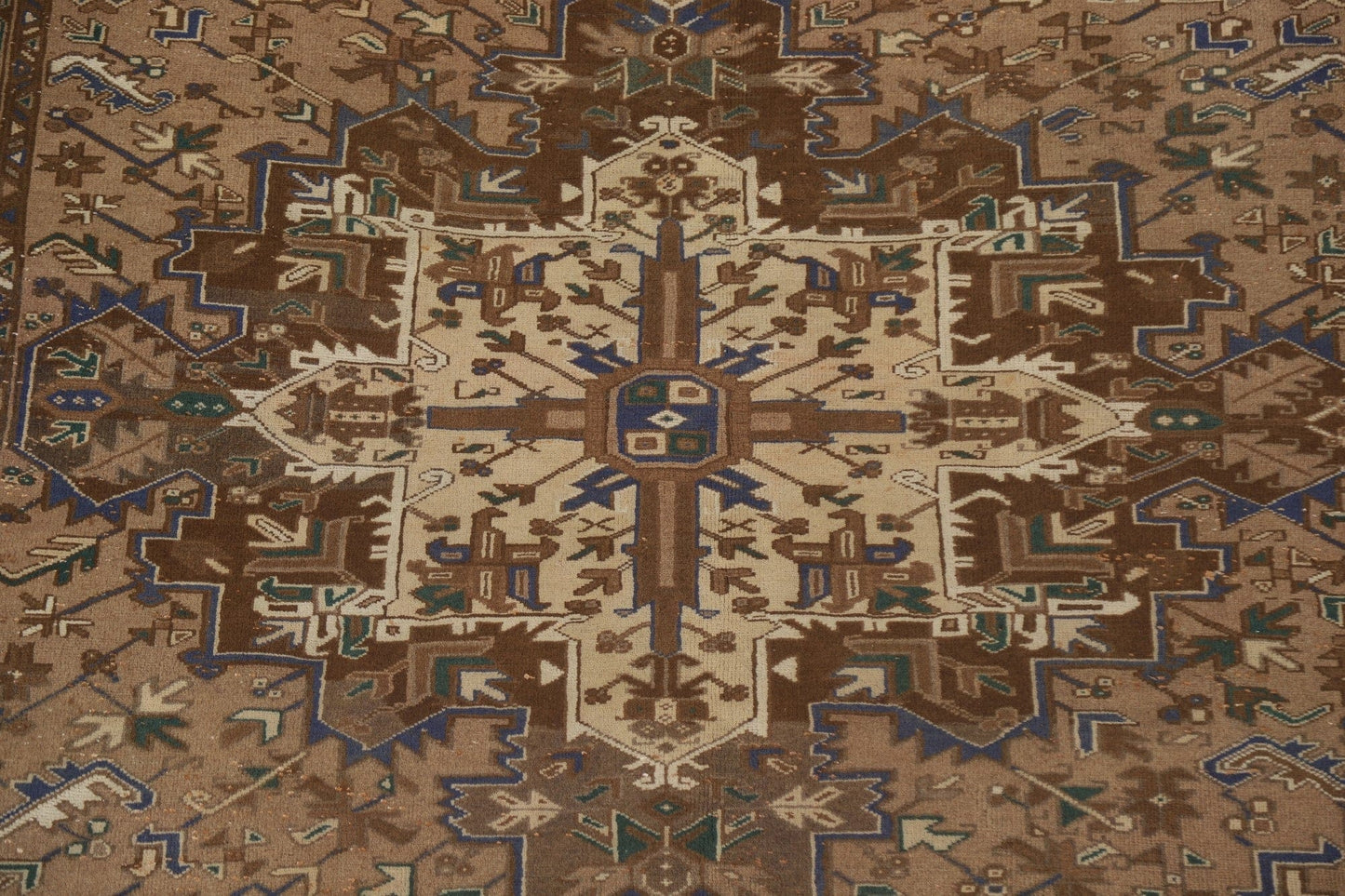 Vintage Geometric Heriz Persian Area Rug 7x11