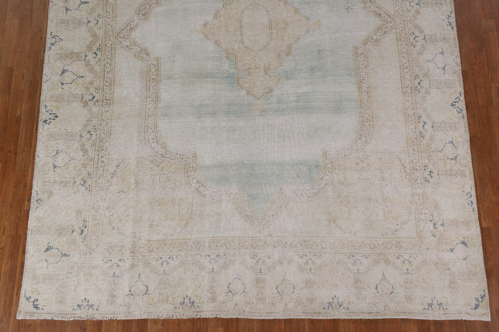 Distressed Kerman Persian Area Rug 9x12