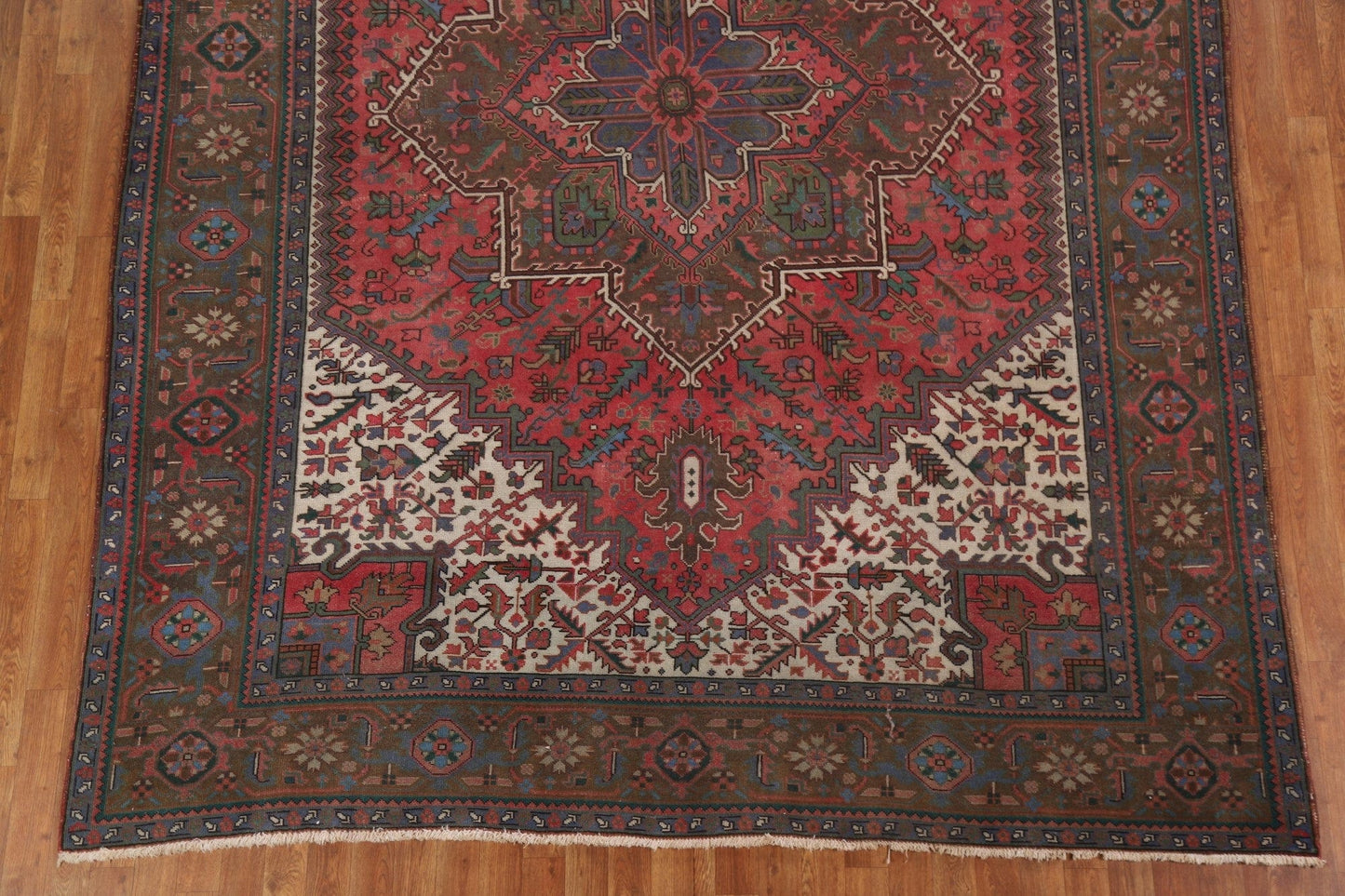 Vintage Wool Heriz Persian Area Rug 8x11