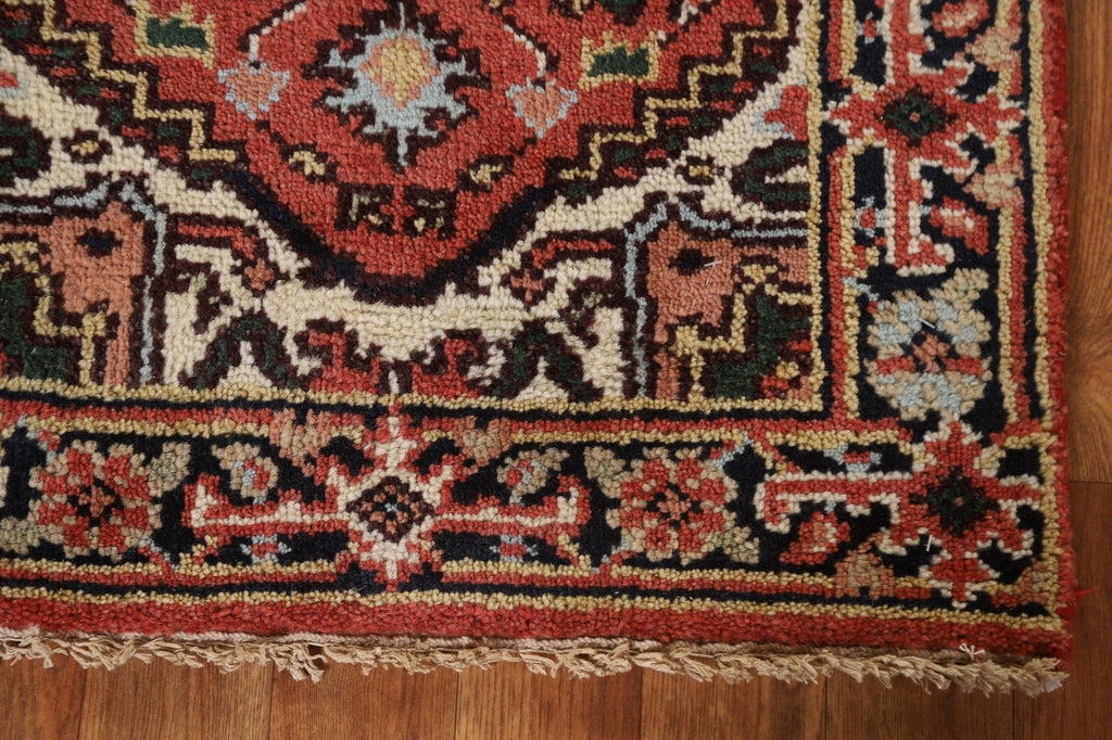 Hand-Knotted Heriz Serapi Geometric Rug 2x3