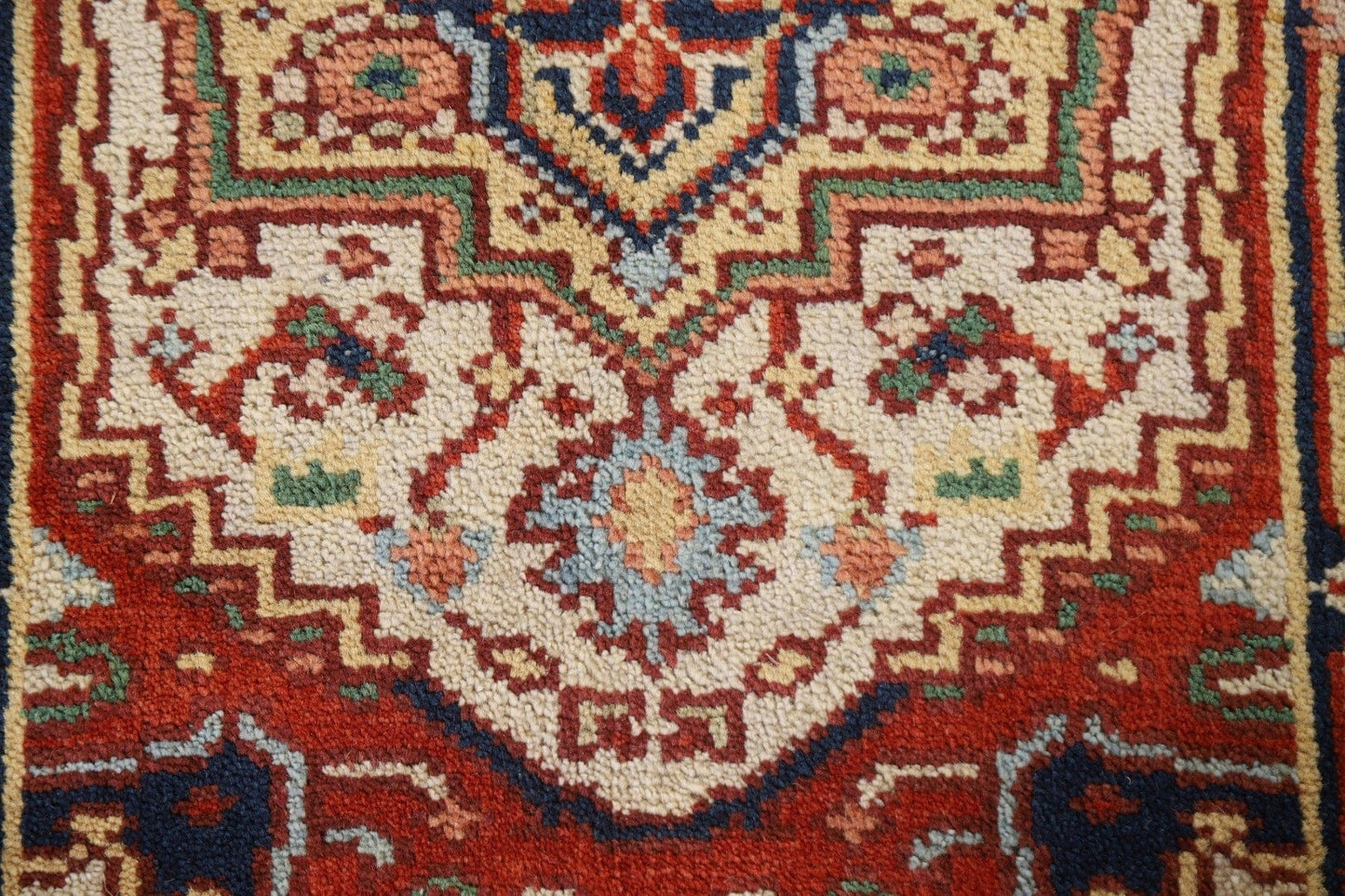 Geometric Heriz Serapi Oriental Rug 2x3