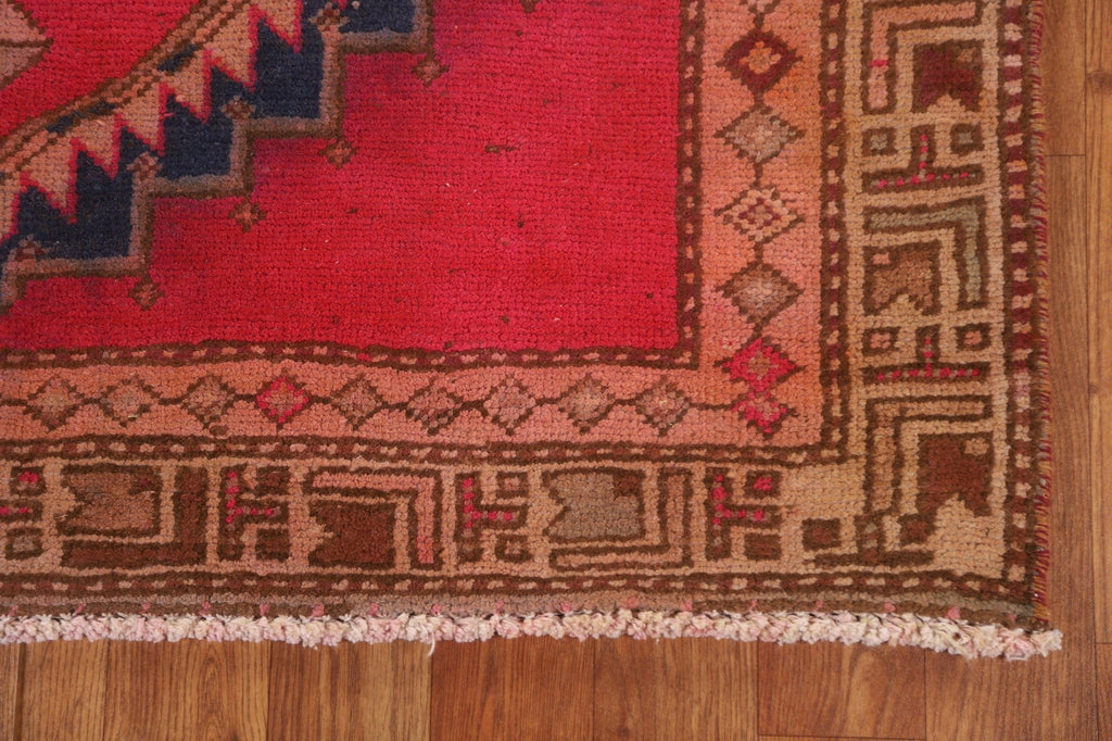 Geometric Meshkin Persian Runner Rug 4x9