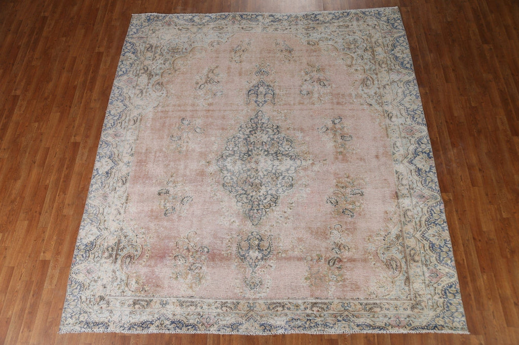 Distressed Kerman Persian Area Rug 9x10