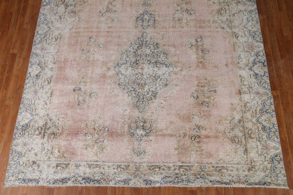 Distressed Kerman Persian Area Rug 9x10