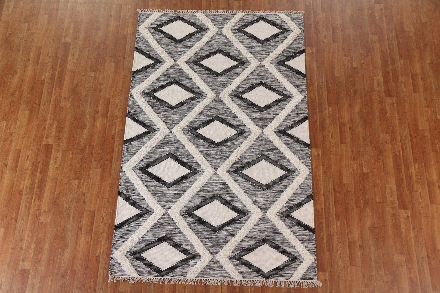 Geometric Kilim Moroccan Wool Area Rug 5x8