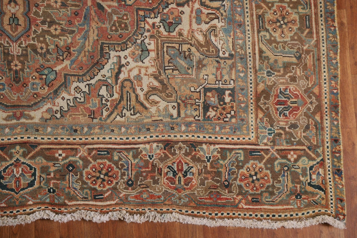 Vintage Wool Heriz Persian Area Rug 8x11