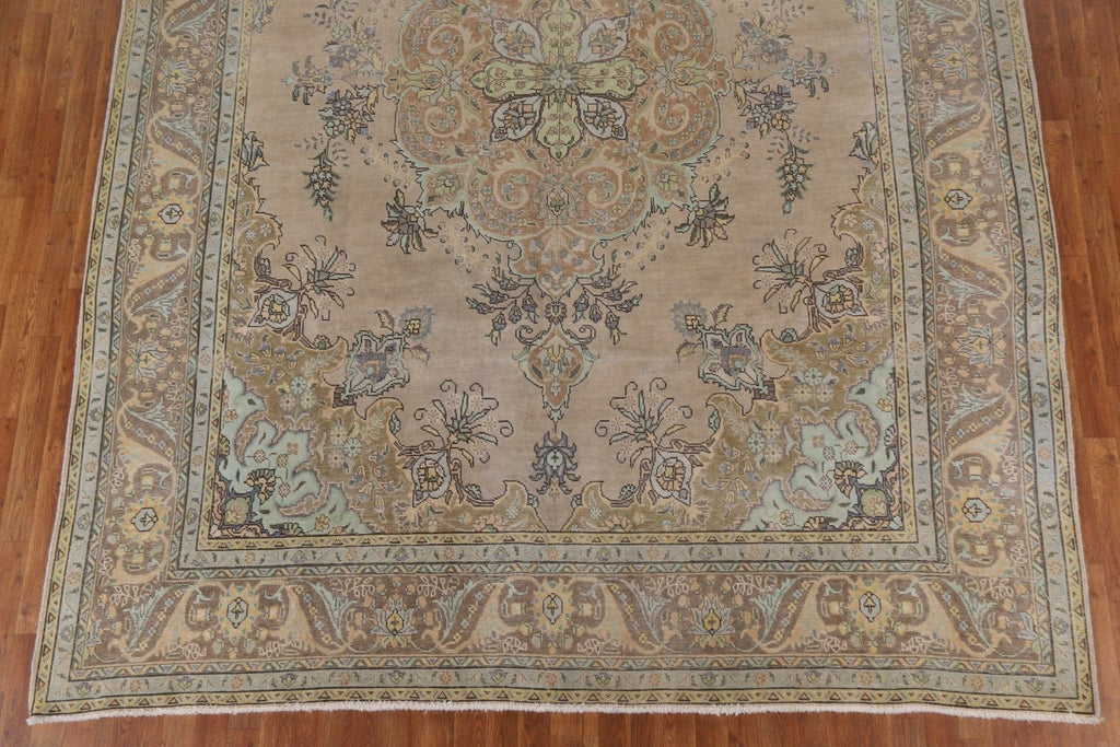 Vintage Floral Tabriz Persian Area Rug 9x13